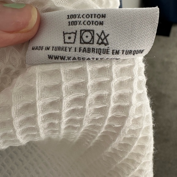 White Waffle Knit Robe - Picture 3 of 3